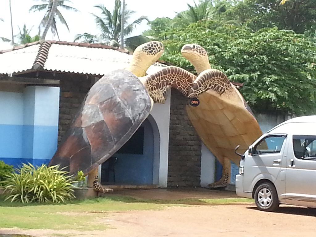Niyuni Villas Bentota Bagian luar foto