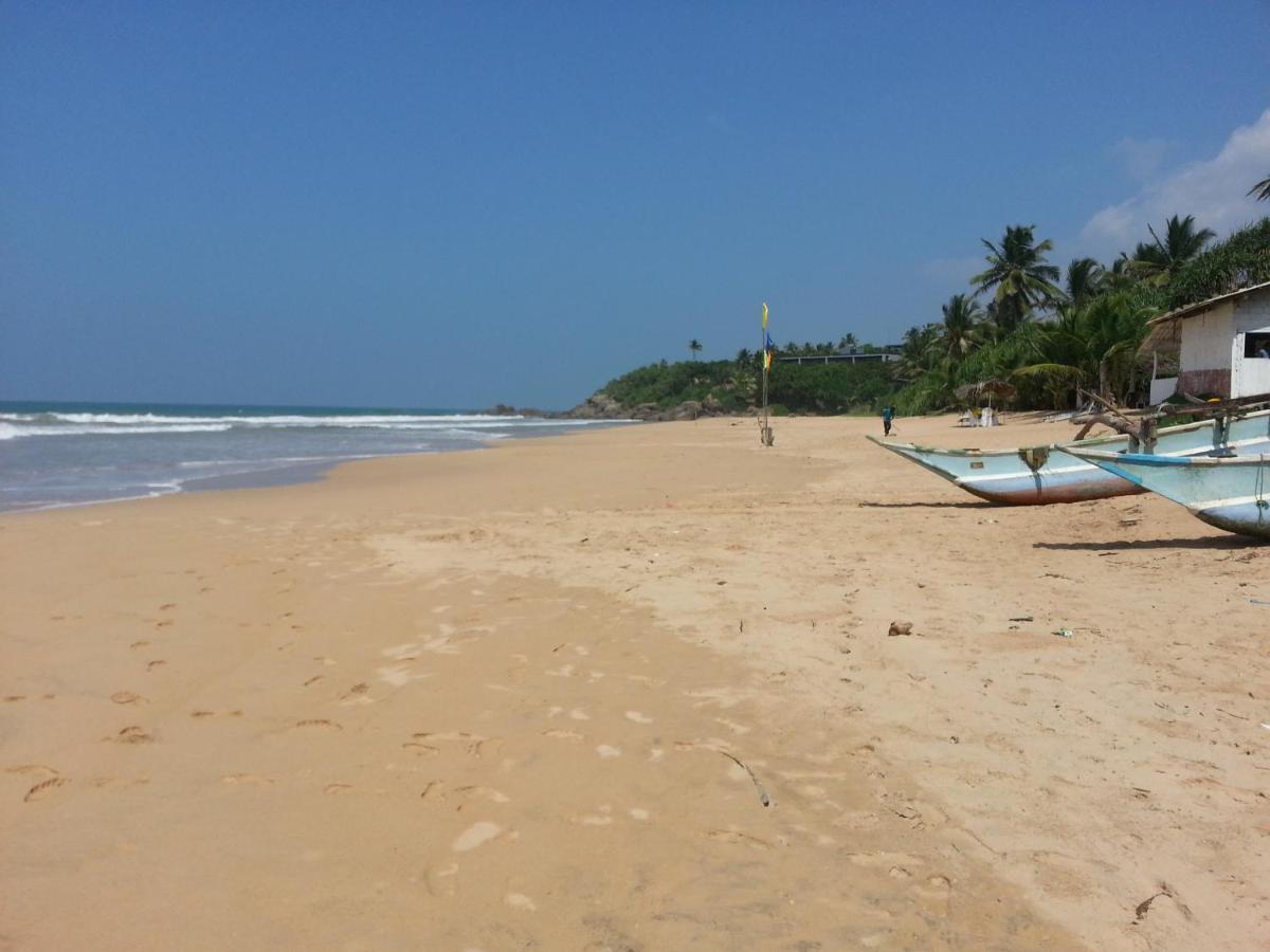 Niyuni Villas Bentota Bagian luar foto